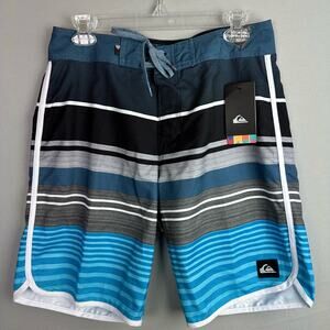 Quiksilver Eye Scallop Men’s 29 Board Shorts Stretch 20”